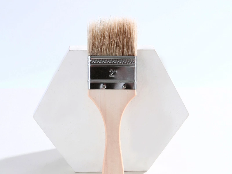 Natural bristle paint brush